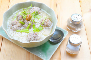 Thai rice soup ,Boiled rice with minced pork