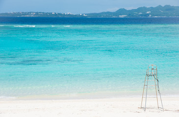 Cobalt blue of the sea and the sky, Minnajima Island, okinawa, japan / 沖縄水納島ビーチ　コバルトブルーの海と空

