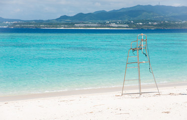Cobalt blue of the sea and the sky, Minnajima Island, okinawa, japan / 沖縄水納島ビーチ　コバルトブルーの海と空
