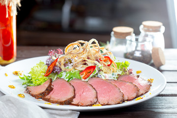Fillet of beef with salad