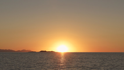 Sonnenuntergang in den Whitsunday Islands, Australien