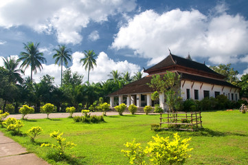 Fototapeta na wymiar Wat Wisunarat (Wat Visoun),Luang Prabang, Laos, The world heritage Area.