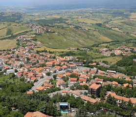 Fototapeta premium beautiful view of the Apennines and the buildings