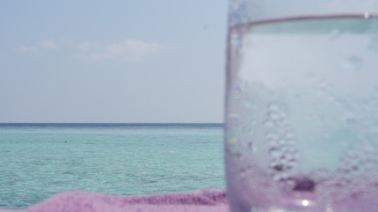 Glas und Meer, 