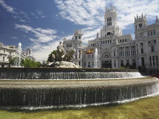Deurstickers Palacio de Cibelas with statue and fountain Madrid Spain © robert lerich