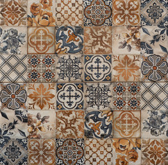tile with abstract mosaic pattern