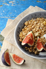 Breakfast bowl with figs