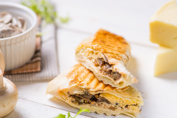 grilled stuffed pita