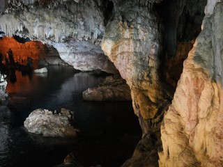 neptune caves