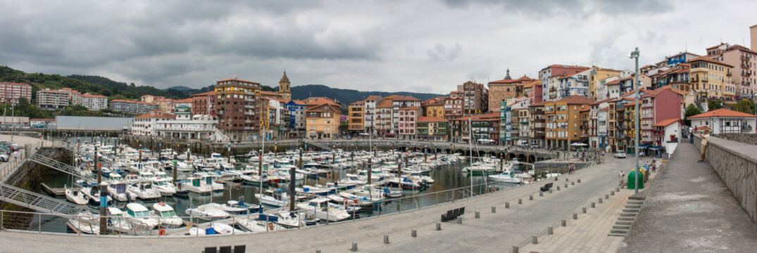 Stadthafen Bermeo Bizkaia Baskenland Spanien