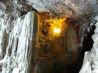 neptune caves
