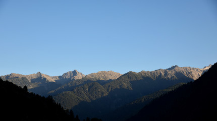cime montagne vallata cresta montagna cime estate 