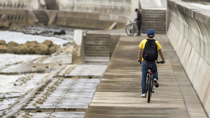 サイクリング　男性