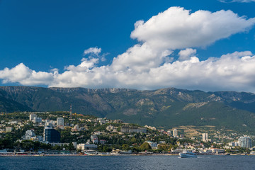 Naklejka premium Yalta View from the sea
