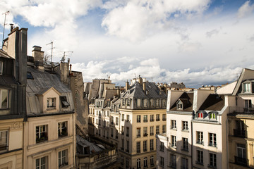 Fototapeta na wymiar Parisien Neighborhood