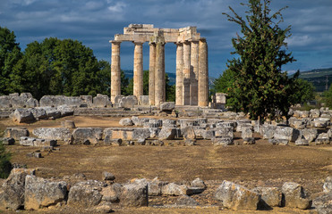 Zeus Tempel von Nemea. Griechenland, Peloponnes,16137.jpg