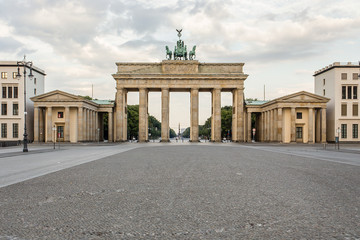 Fototapeta premium Berliner Innenstadt, Brandenburger Tor am Pariser Platz