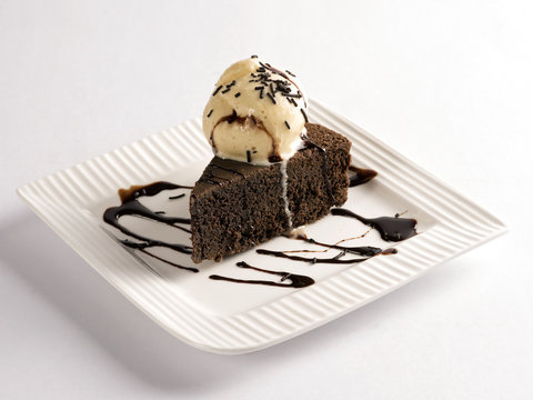 Brownie with vanilla galeto