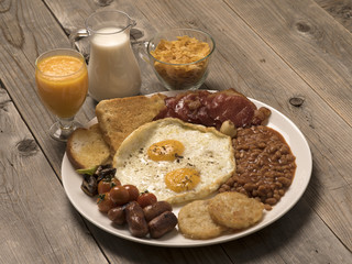 Eggs bulls eye with non veg continental breakfast