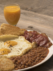 Eggs bulls eye with non veg continental breakfast