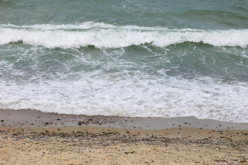 Wellen am Ostseestrand