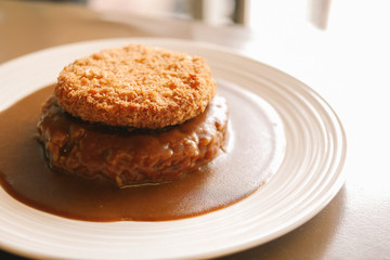 japanese food fry pork tongkatsu curry on table.