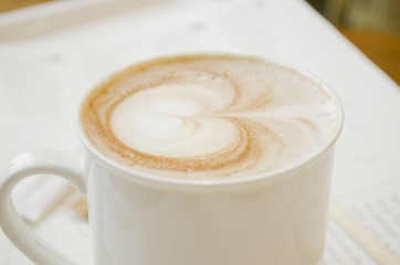 heart shape latte art