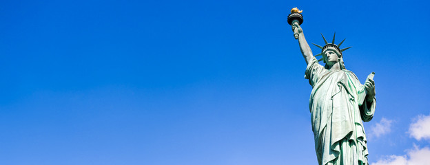Panorama der Freiheitsstatue in New York City, USA © eyetronic