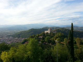 Montecchio Maggiore Castelli di Romeo e Giulietta in provincia di Vicenza