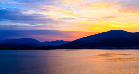 Sonnenuntergang auf Bari, Italien.