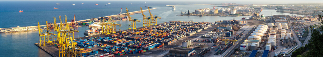 Obraz premium Port in Barcelona