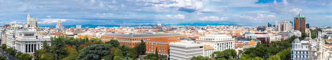 Fototapeta premium Plaza de Cibeles in Madrid