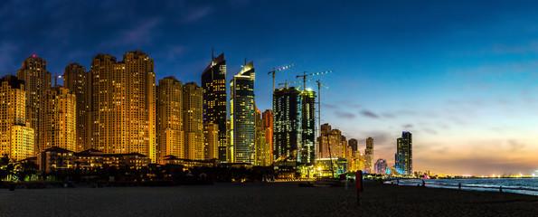 Obraz na płótnie Canvas Panorama of Dubai marina