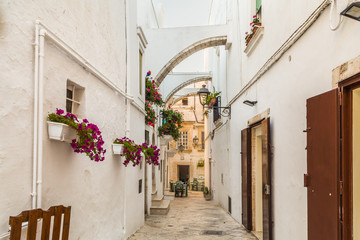 whitewashed houses in locorotondo © Vivida Photo PC