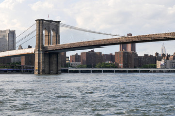 Fototapeta na wymiar Brooklyn Bridge over East River