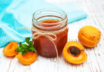 Apricots jam