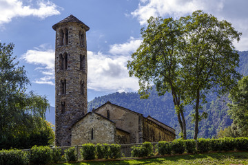 Fototapeta na wymiar Santa Coloma church of pre-Romanesque structure at Andorra