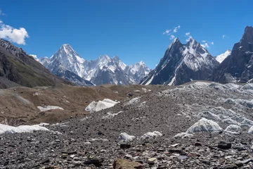 Crédence de cuisine en verre imprimé Gasherbrum Massif du Gasherbrum et montagne du pic Mitre, trek K2