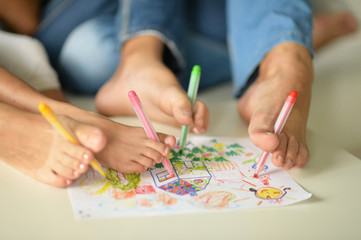 Portrait of happy family painting