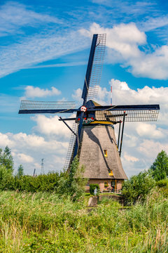 windmill kinderdijk summer