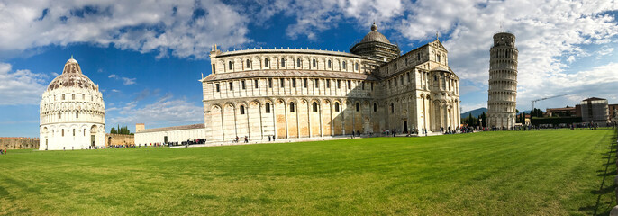Detail of Miracles Square in Pisa on a sunny day, Tuscany - Ital - obrazy, fototapety, plakaty