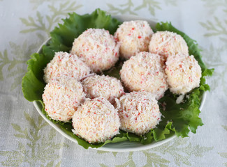 Crab-cheese homemade balls