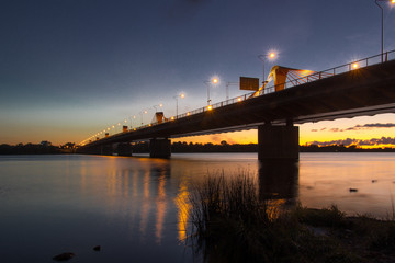 Fototapeta na wymiar Riga bridge at night