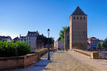 Fototapeta na wymiar Gedeckte Bruecken in Strassburg im Elsass - Ponts Couverts in Strasbourg, Alsace