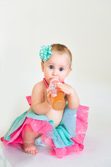 first birthday Portraits with smash cake