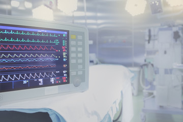 Vital parameters of the patient (ECG, blood pressure, oxygen sat
