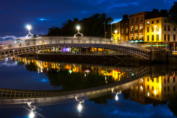 Ha Penny Bridge in Dublin, Ireland at night
