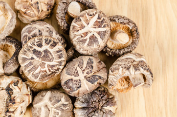 dried shiitake mushrooms