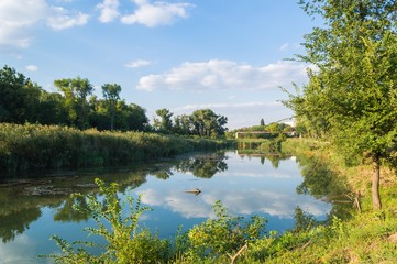 Obraz premium Afternoon lake are fit perfectly with reflection