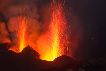 Eruption - Stomboli - Vulkan - Ausbruch